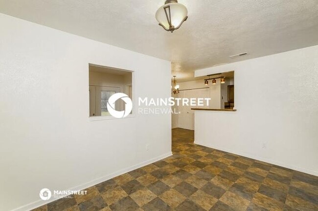 Photo - 4 Bedroom Pet-Friendly Home in Humble, TX ...