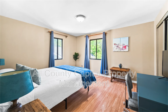 Photo - 4812 Avenue G #B Unit B