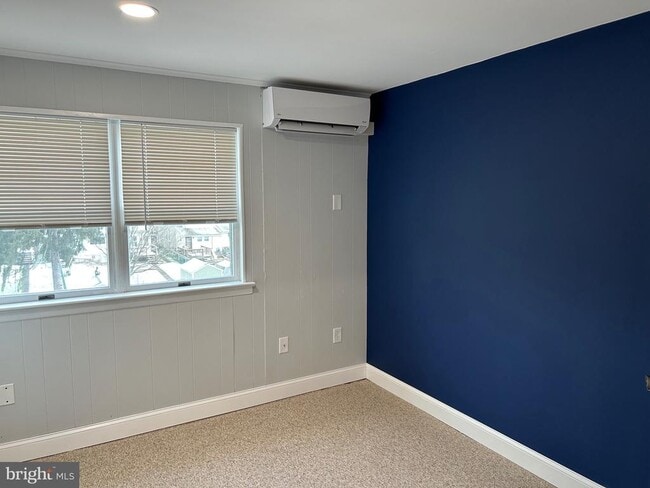 Building Photo - 306 Washington St Unit 8 Rental