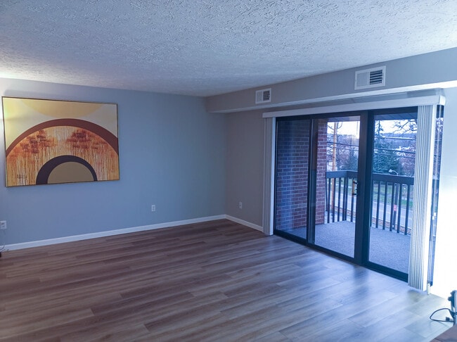 Living Room - 1203 Dutilh Rd Unit 9