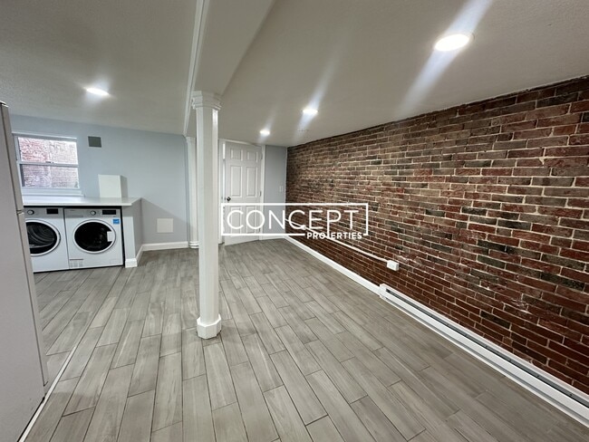 Photo - 31 Chelsea St Unit B
