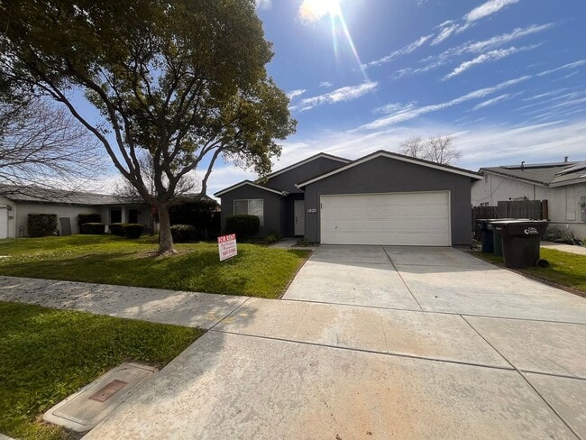 Photo - 1825 Cochran Ave