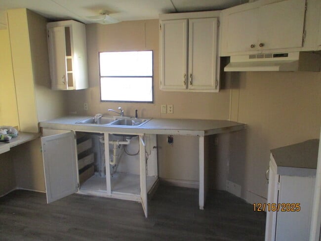 Photo - 1045 Canyon Ln