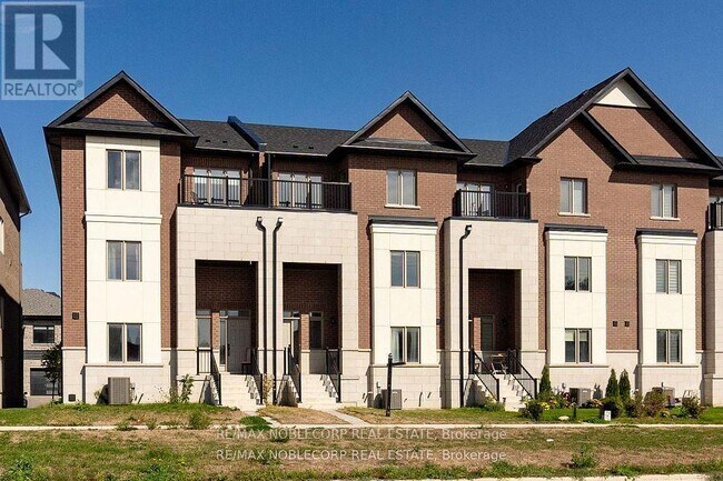 Photo - 34 Alan Williams Trl