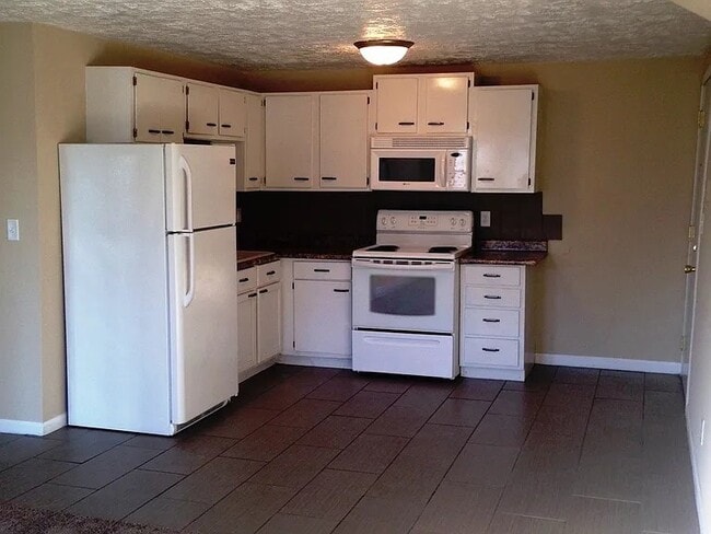 Photo - 203 S Covell Ave