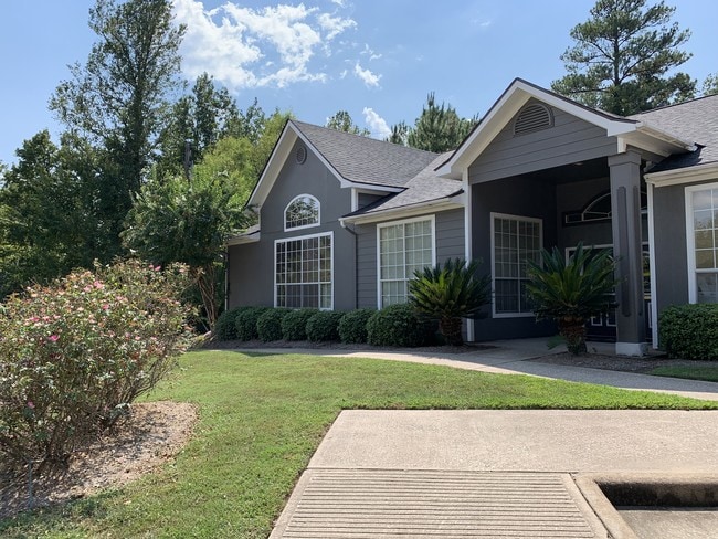 Photo - High Pointe Plaza Ltd