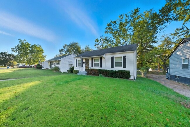 Photo - 224 Cameron Rd