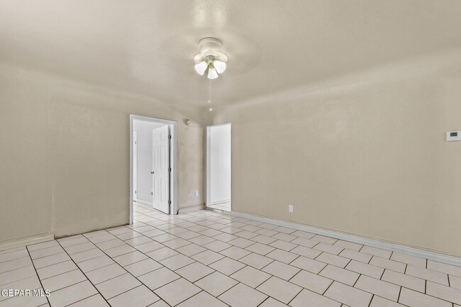 Photo - 7707 Parral Dr