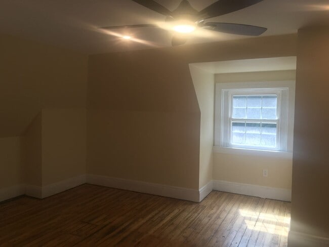 Photo - 721 Chislett St Unit Apt 4