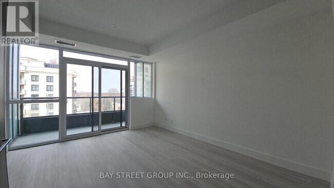 Photo - 6 Greenbriar Rd Unit 524