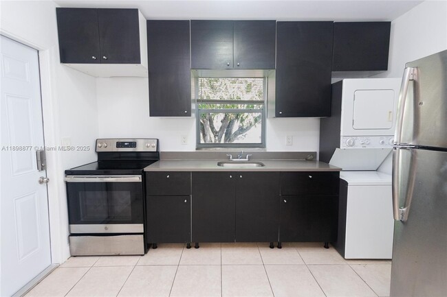 Photo - 1840 Fillmore St Unidad 9