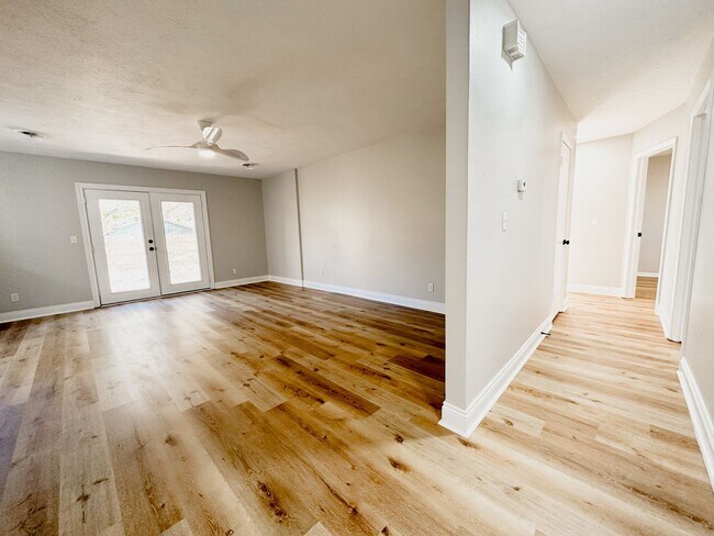 Photo - 3bd/2ba Fayetteville Home Available!