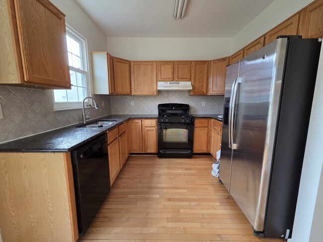 Photo - 2470 Clover Field Cir