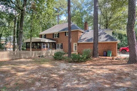 Photo - 1395 Woodbine Rd