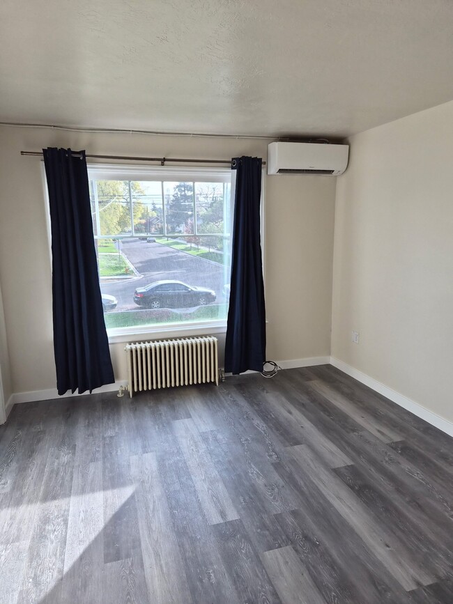 Photo - 636 S Palouse St Unit 2