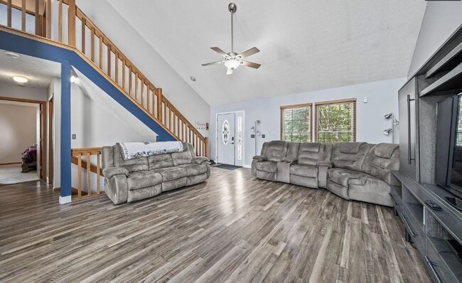 Photo - 1331 Kellerman Ct