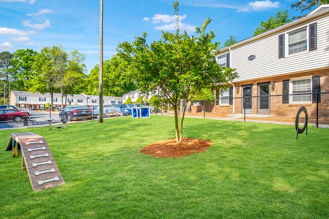 Sage Pointe Apartments and Townhomes
