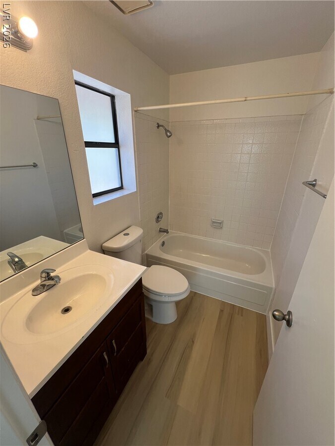 Photo - 3939 S Torrey Pines Dr
