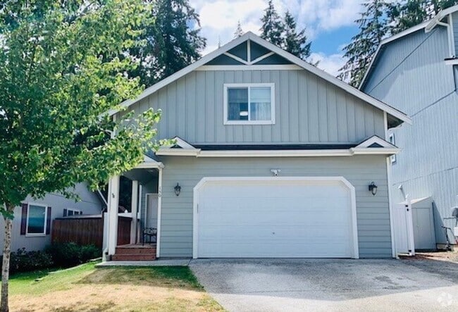 Building Photo - 4 Bedroom Home in Convenient Port Orchard ...