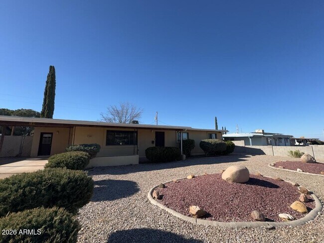 Photo - 189 E James Dr