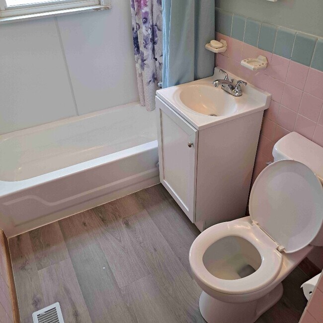 Photo - 1106 Stack Ave