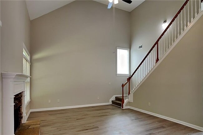 Photo - 423 Evans Mill Dr
