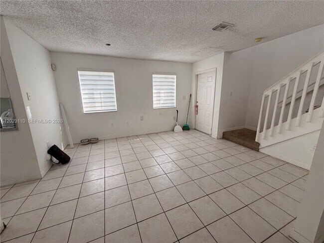 18674 SW 100th Ave