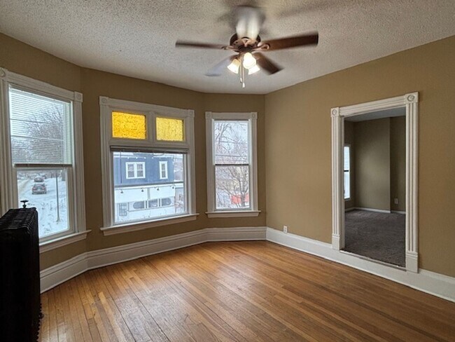 Photo - 548 Minnehaha Ave E Unit 2