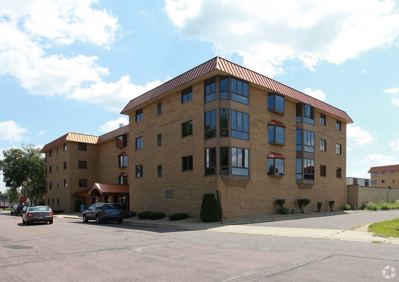 Photo - Mary Patrice Apartments
