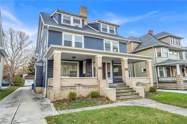 Photo - 9711 Clifton Blvd Unit 2