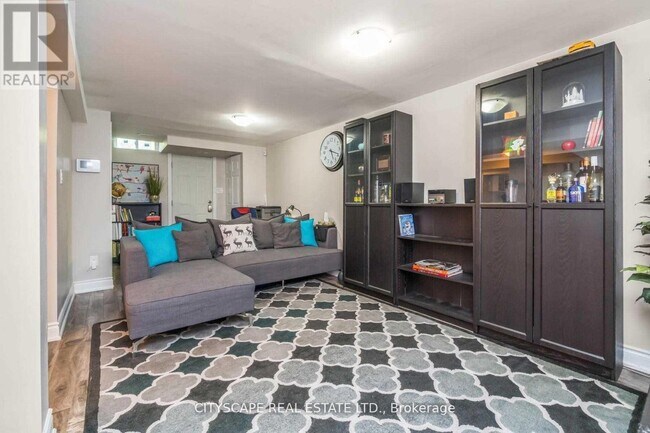Photo - 6103 Silken Laumann Way