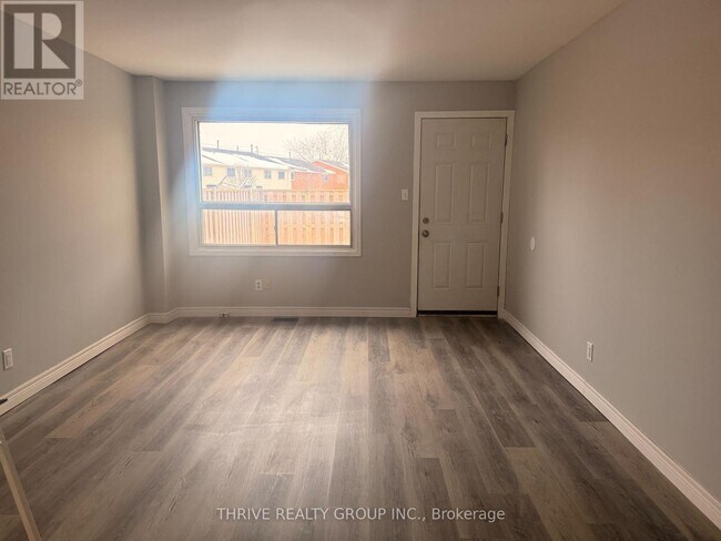 Photo - 57 Toulon Crescent