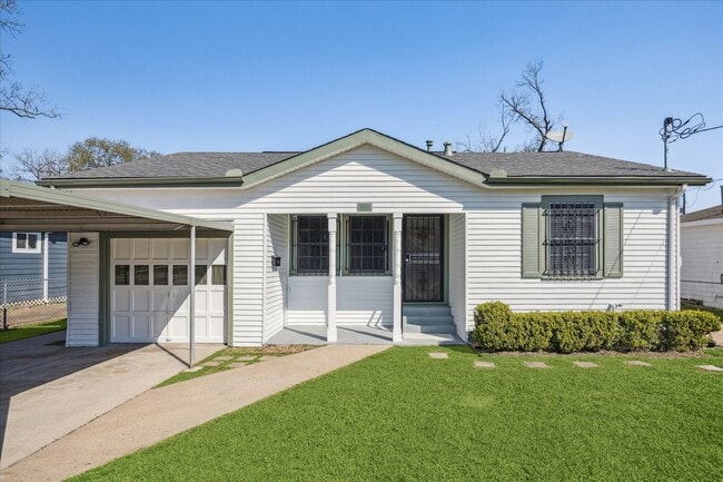 Building Photo - 1115 Post St