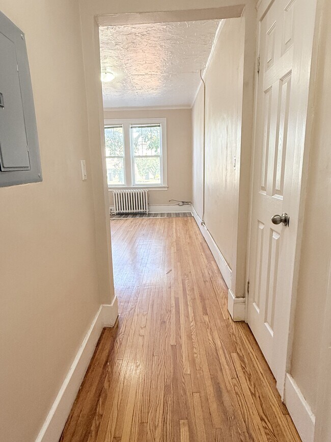 Photo - 524 Pitt St W Unit 206