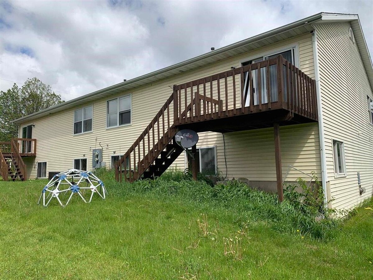 1627-1629 Rustic Drive - 1627-1629 Rustic Drive Unidad 1629