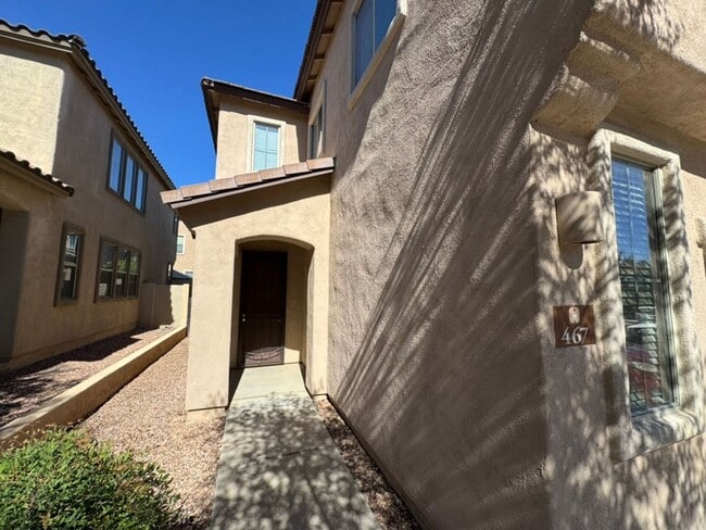 Photo - 467 E Calle De Ocaso