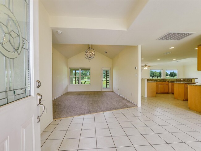 Photo - 106 Bridalwood Ct