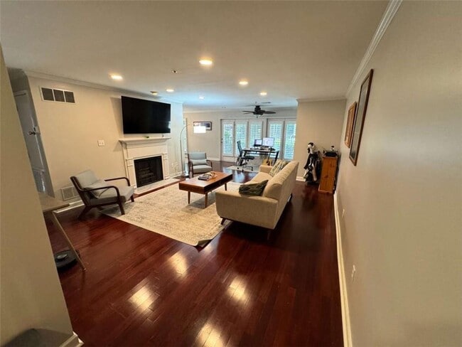 Photo - 3201 Lenox Rd NE Unit 2