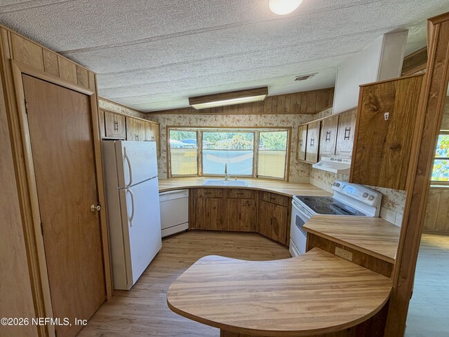 Photo - 7633 Plumwood Dr