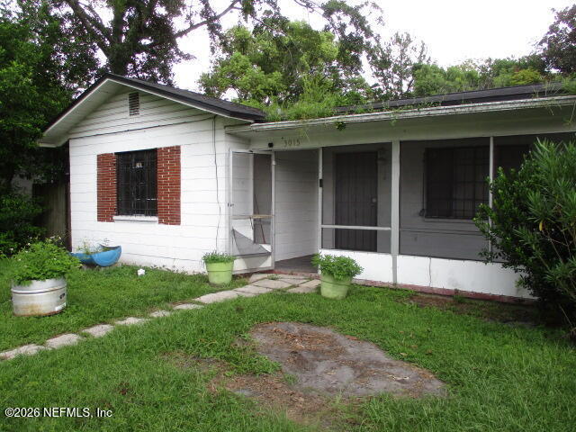 Building Photo - 3015 Phyllis St