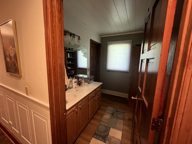 Baño - 2961 Harrison Ave