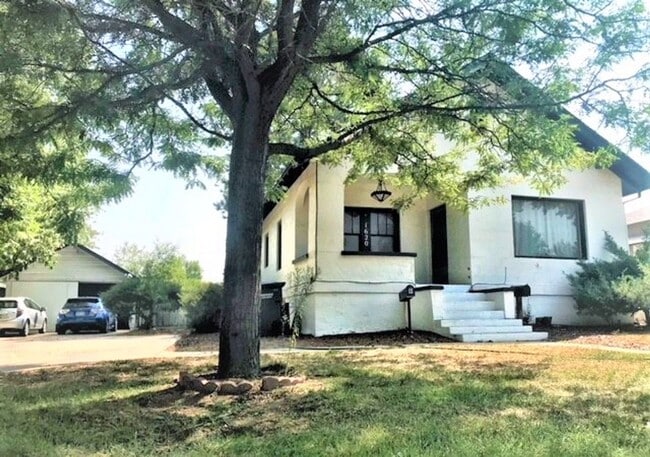 Building Photo - 1620 12th St Unit 2