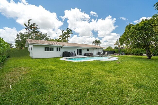 Photo - 10841 SW 127th St