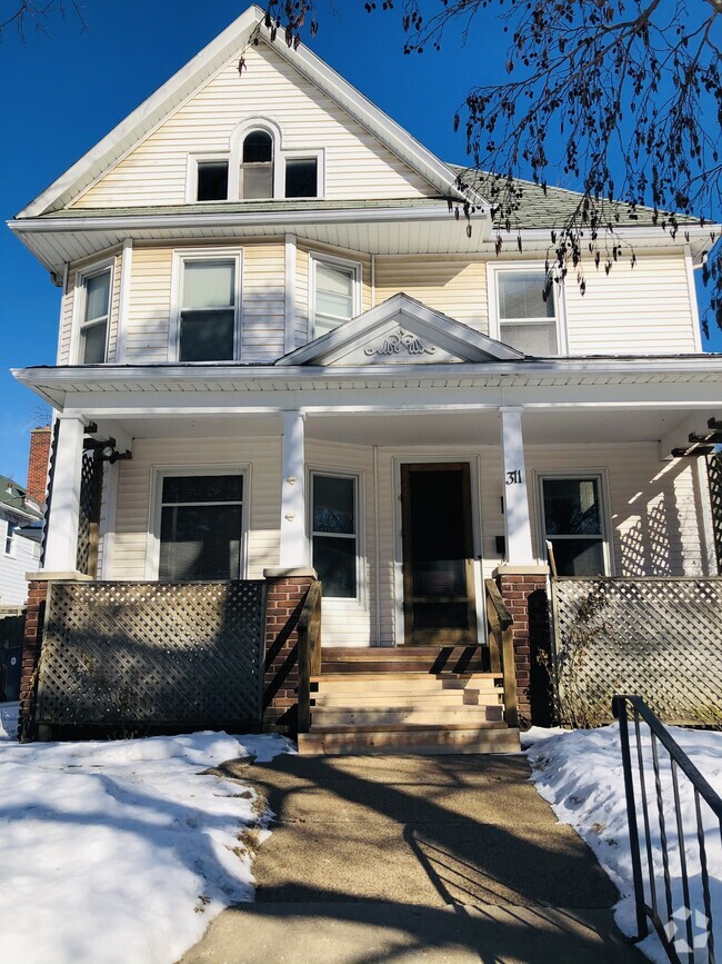 Building Photo - 311 Western Ave Rental