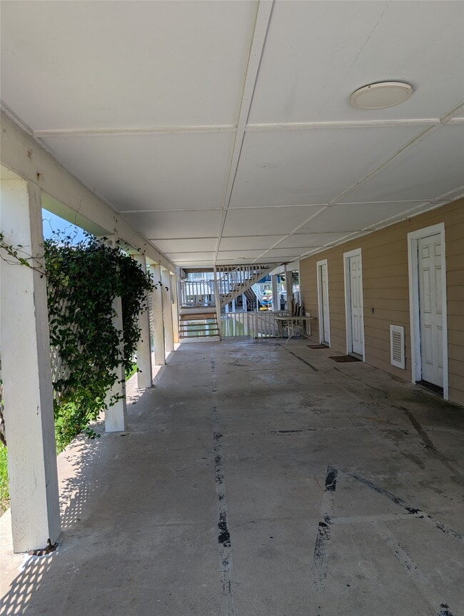 Building Photo - 16528 Tortuga Way