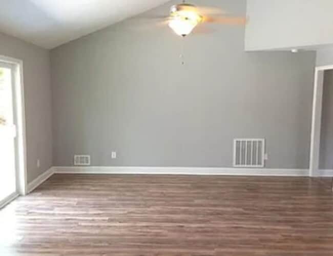 Photo - Newly Renovated!