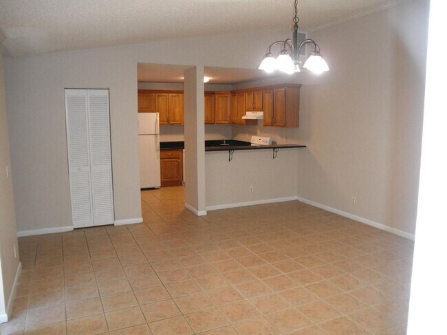 Photo - 4950 Cherry Rd