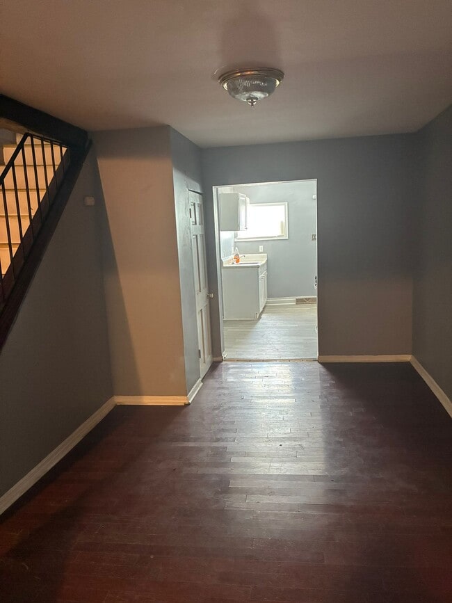 Photo - 2 bedroom and den