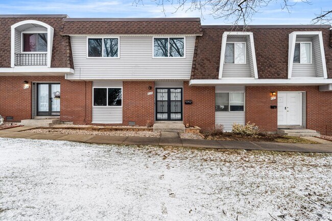 Photo - 638 S Youngfield Ct