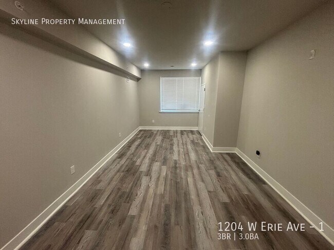 Photo - 1204 W Erie Ave Unit 1
